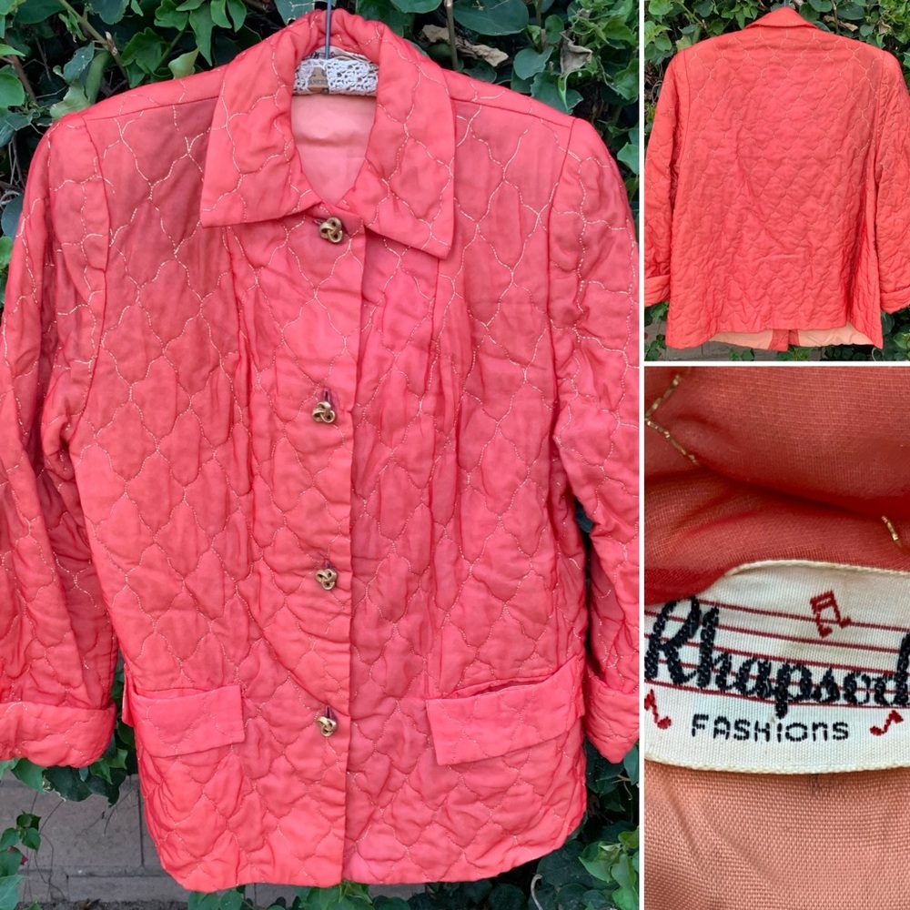 Vintage Rhapsoldy Fashions Quilted sleep jacket red gold color thread bu…